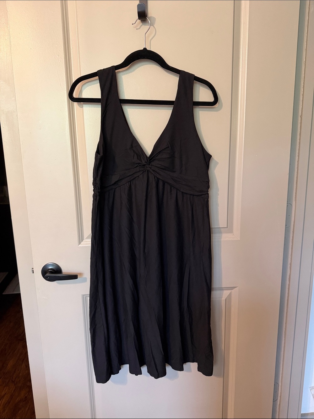 Patagonia Black Twist-Front V-Neck Sleeveless Dress